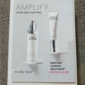 Mary Kay Clinical Solutions Set Retinol .5 and Calm Restore Face Milk New in Box